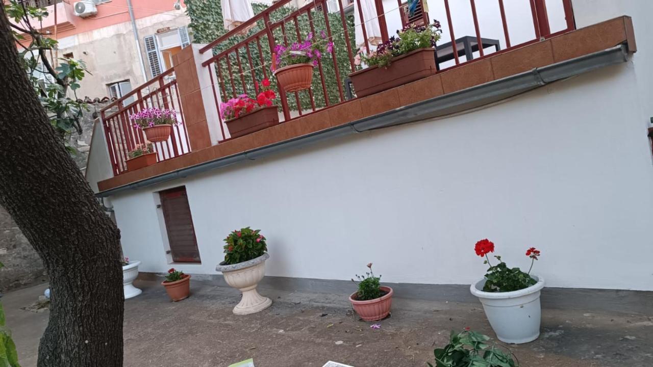 Studio Apartment Jemi Πούλα Εξωτερικό φωτογραφία